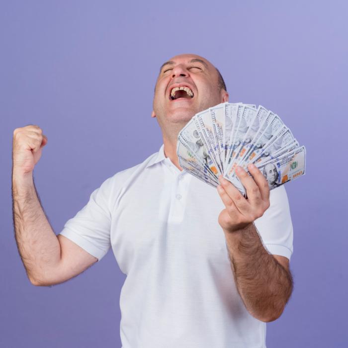 Există blestemul câștigătorului la Loto? Cum poate fi demontat acest mit