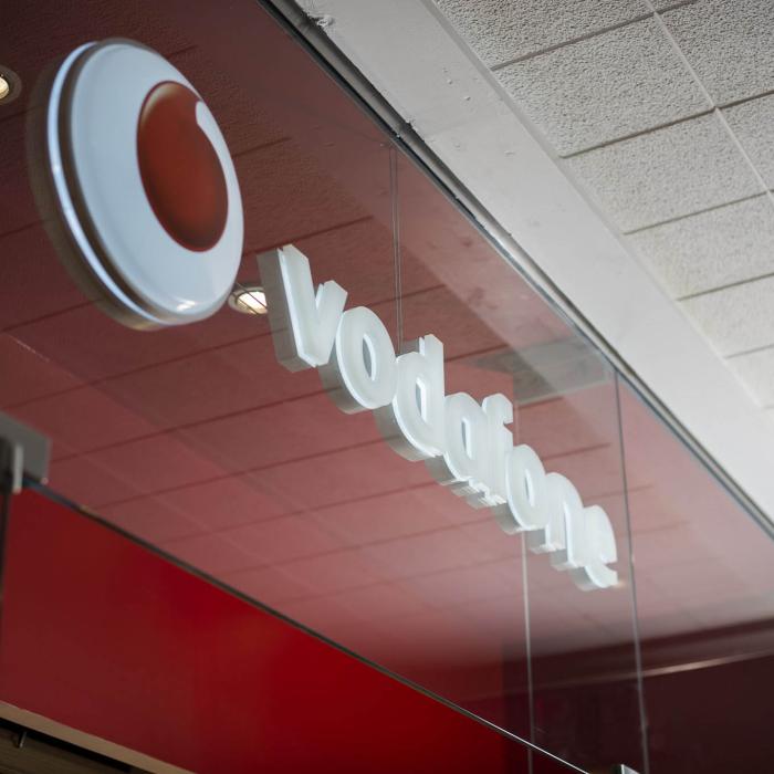 Reacția Vodafone România la impozitul de 1% pe cifra de afaceri