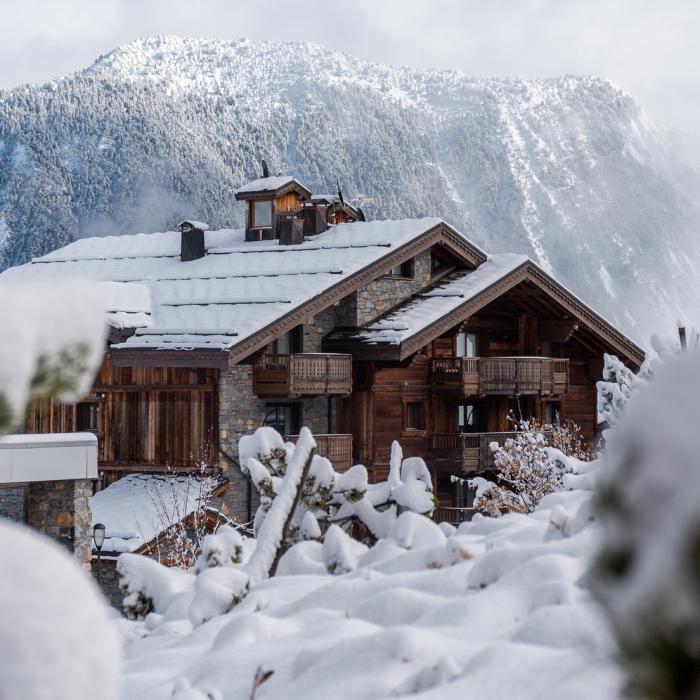 Unul dintre fondatorii Facebook a cumpărat două cabane de lux într-o stațiune preferată de oligarhii ruși 