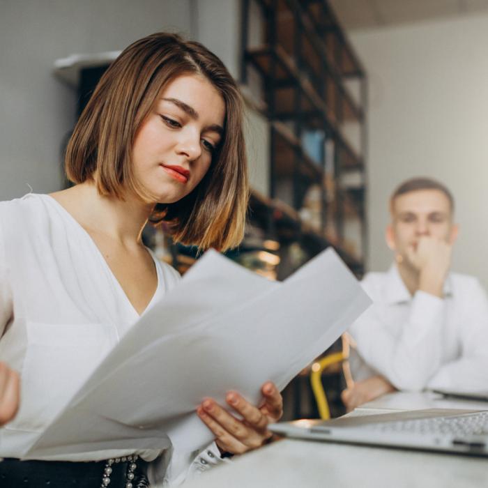 Modificare importantă privind vechimea în muncă. Vizate, concediile medicale