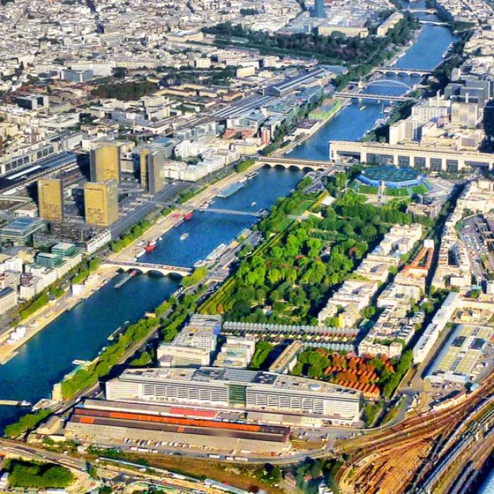 Franța face economii și vrea să renunțe la 25% din spațiul ocupat de administrația statului