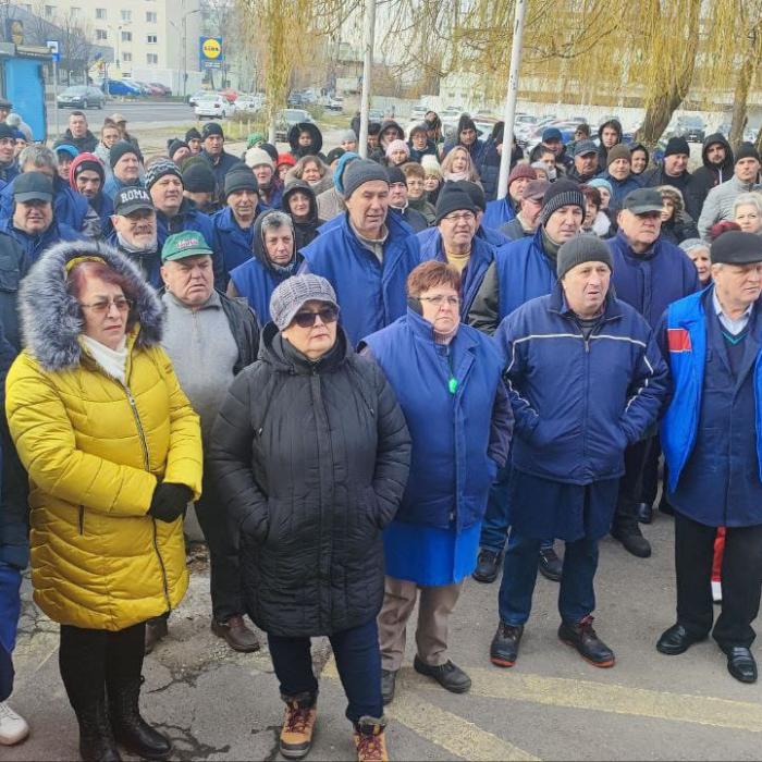 BNS: Sute de angajați din industria de apărare au oprit lucrul. Comenzile riscă să nu mai fie onorate