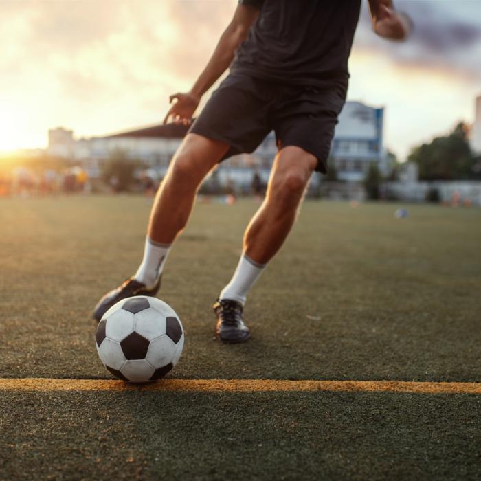 Cluburile de fotbal au cheltuit sume record pentru transferurile de jucători în acest an