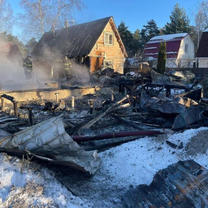 FT: Rusia își bombardează propriul teritoriu