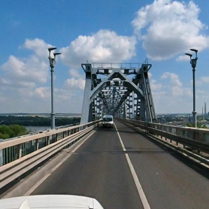 Important pentru transportatori: Restricţii de circulaţie pe Podul Prieteniei Giurgiu-Ruse