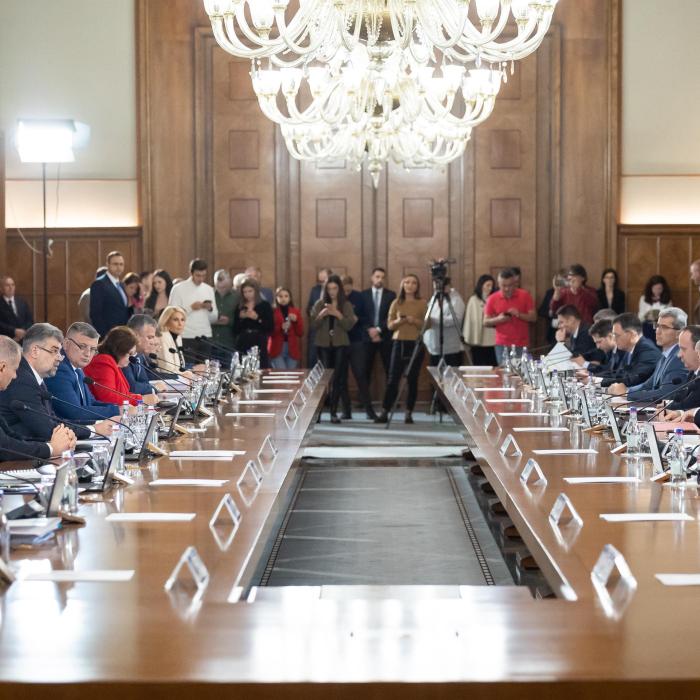 Deciziile zilei la Palatul Victoria pentru fermieri, transportatori şi oameni de afaceri