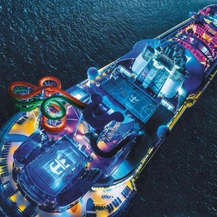 „Icon of the Seas”: Cel mai mare pachebot din lume, la prima croazieră