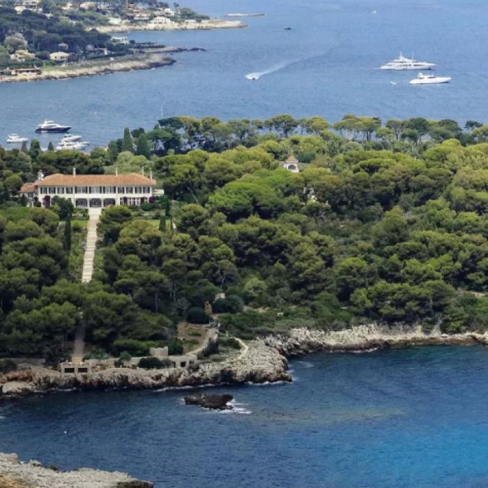 Castelul unui oligarh rus, vândut în folosul statului