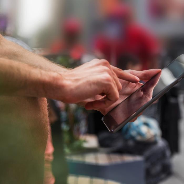 Apple, amendată în premieră de Uniunea Europeană