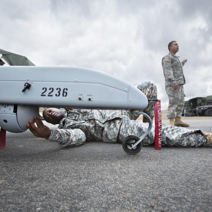 Reuters: Franța vrea să construiască fabrici de drone pe teritoriul Ucrainei