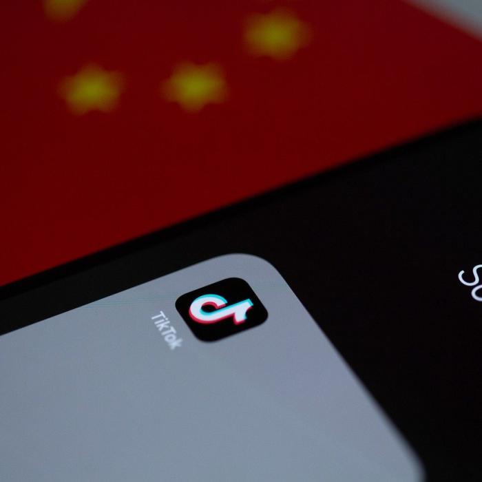 TikTok ar putea fi cumpărat de un grup de investitori susținut de fostul șef al Trezoreriei americane