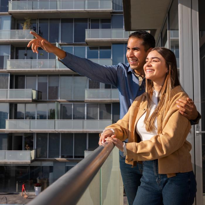Reguli noi pentru agenții imobiliari