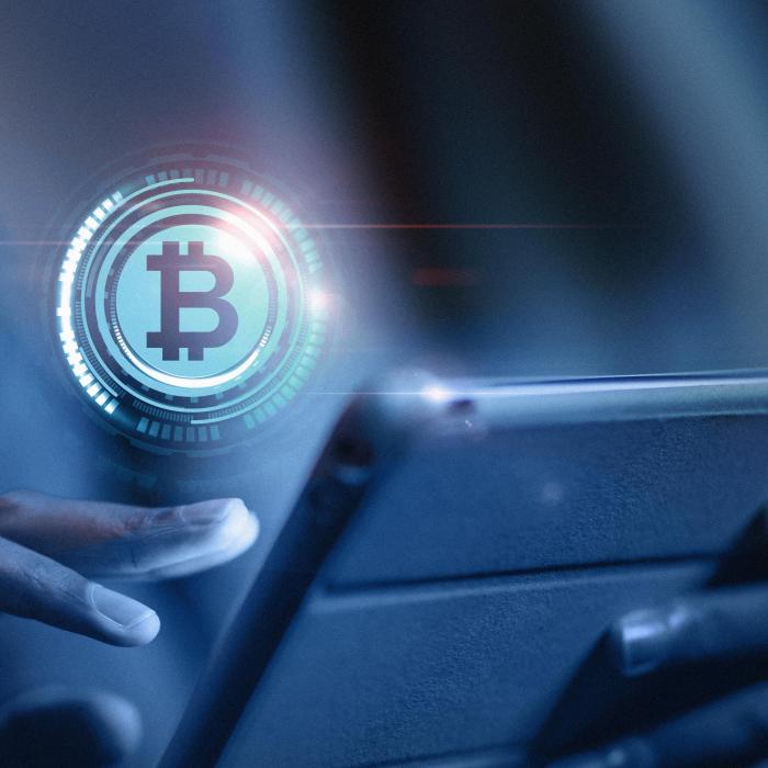 Bitcoin s-a împiedicat. Ce a stăvilit galopul criptomonedei