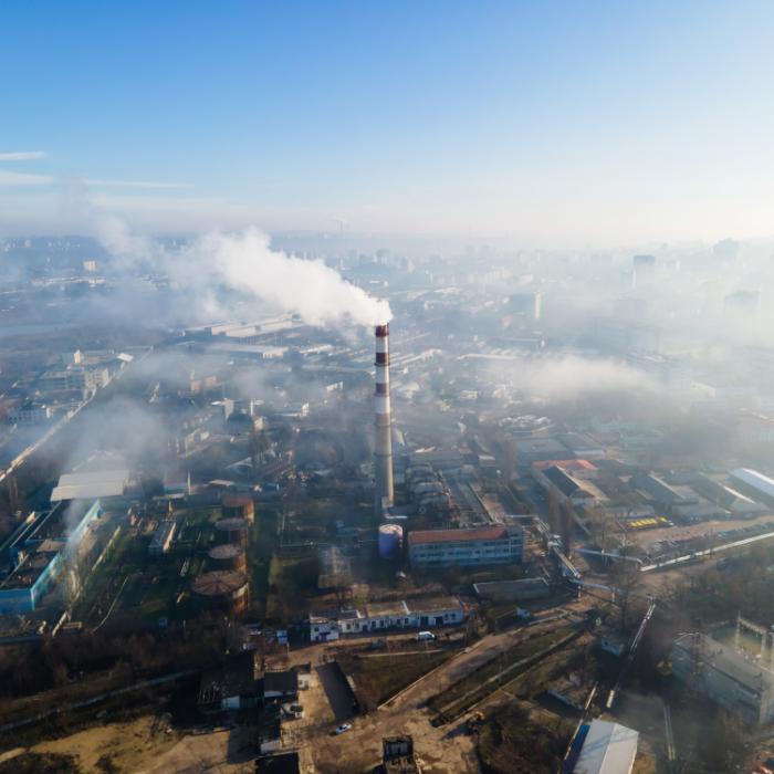 Emmanuel Macron: BCE ar trebui să ia în calcul decarbonizarea