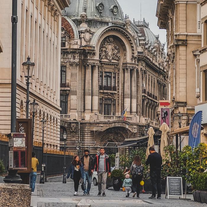 Speranța de viață a românilor, printre ultimele locuri în UE, dar în creștere
