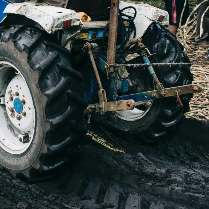 Rabla pentru tractoare. Vestea zilei pentru fermieri: Finanţarea, aprobată de Guvern