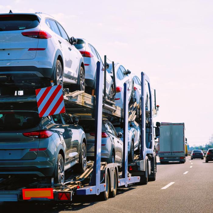 Numărul mașinilor noi înmatriculate în România a scăzut în luna iulie