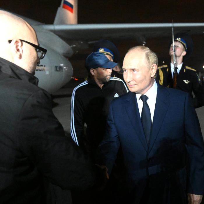”Brokerul lui Putin”, gata din nou de acțiune. Ce ar putea pune la cale