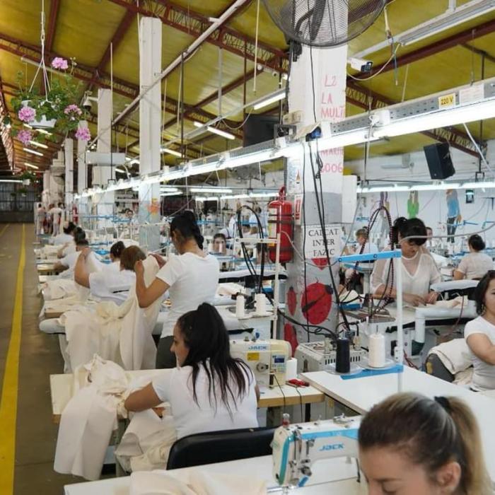 Evoluția salariului mediu în România. Sectoarele în care veniturile au crescut şi cele în care s-au înregistrat scăderi