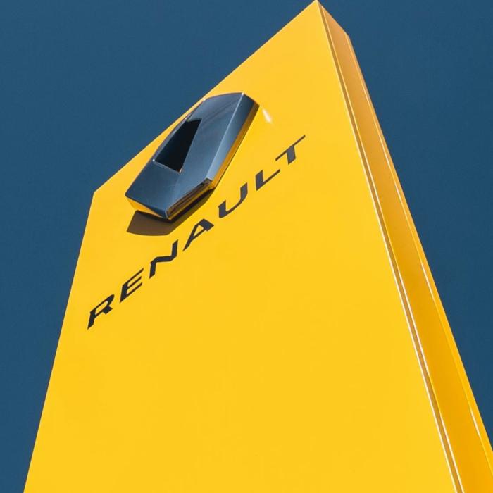 Șeful Stellantis dezminte zvonurile privind o posibilă fuziune cu Renault