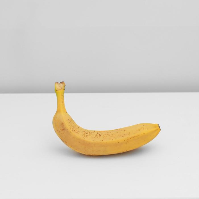Banana lipită de perete este scoasă la licitație, din nou