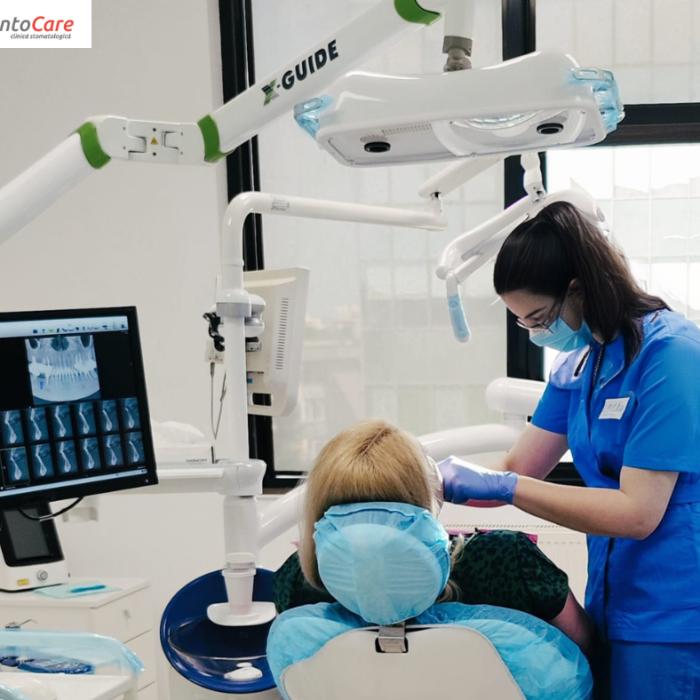 Implanturi dentare fără tăietură și fără durere