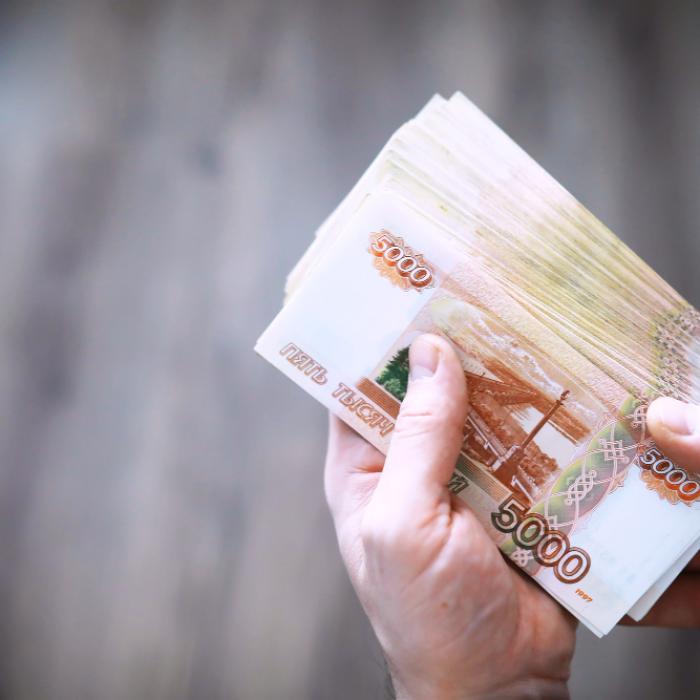 Rubla s-a prăbuşit în raport cu yuanul chinezesc