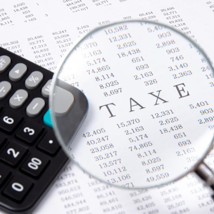 Ce taxe trebuie să plătească românii în 2025