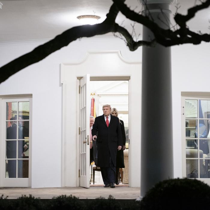 Donald Trump și Vladimir Putin ar urma să aibă o discuţie telefonică