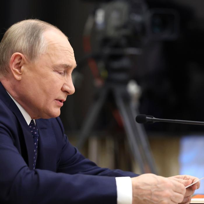 Surse de la Moscova dezvăluie că Putin e tot mai îngrijorat de situaţia economică a Rusiei