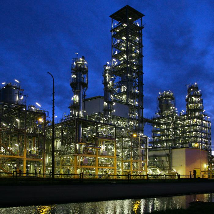Impactul războiului comercial dintre SUA și China asupra industriei chimice