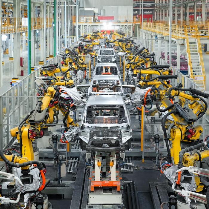 Nori negri deasupra BYD, colosul chinez al mașinilor electrice 