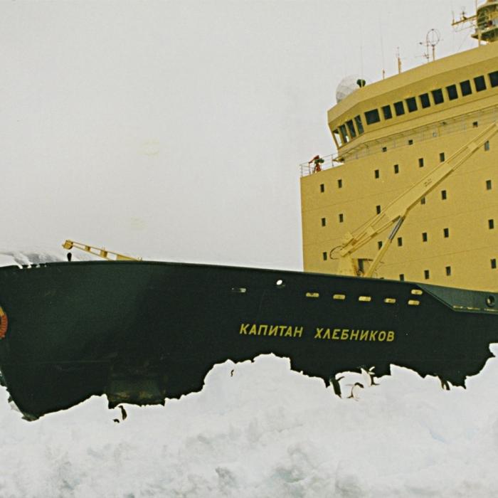 Rusia a ”rupt” Ruta Maritimă a Nordului