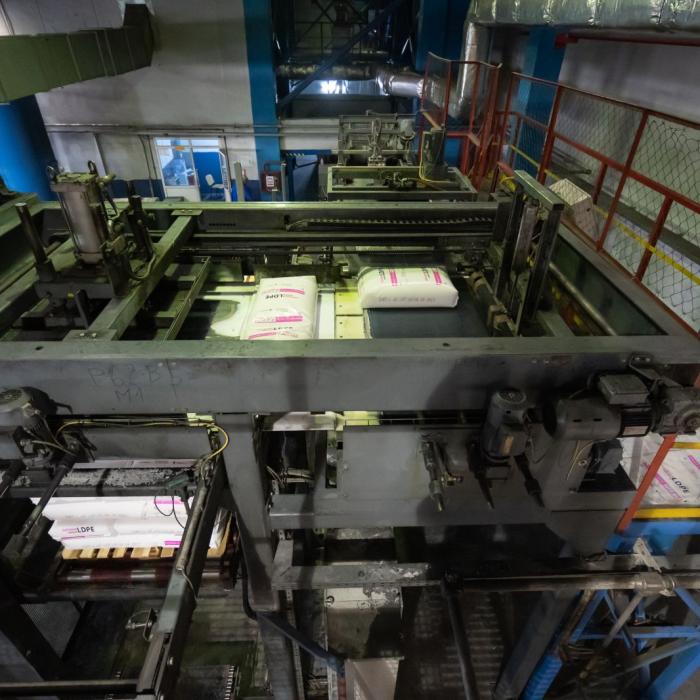Vremuri bune pentru industrie: Rompetrol repornește fabrica de polietilenă!