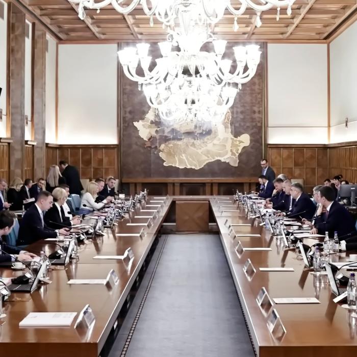 Şedinţă de Guvern, 30 aprilie. Deciziile zilei pentru români şi pentru mediul de afaceri