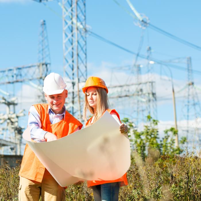 Rețelele electrice intră în modernizare: UE pregătește un pachet legislativ major