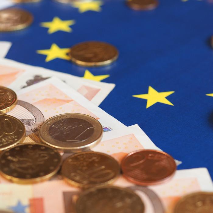 România, cel mai sever declin din UE în zona producţiei de servicii