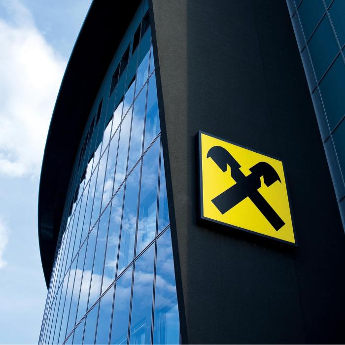 Unde găsești agenții Raiffeisen deschise în minivacanța de Sfânta Maria