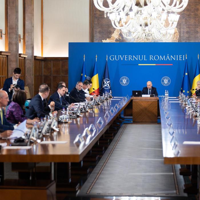 Şedinţă de Guvern: Decizii privind PNRR şi acordarea de ajutoare financiare de urgenţă, pe agendă