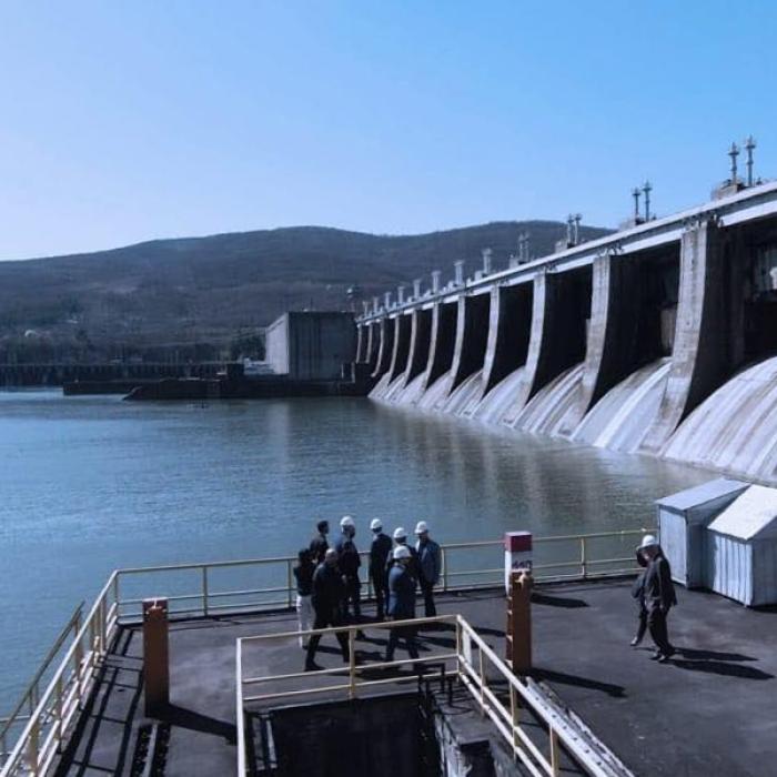 Analiză: România, în treimea ieftină a UE la energia electrică, sub media CEE