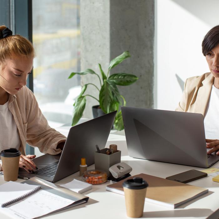 Salarii 2025: Ce rămâne în buzunarul tinerilor români după noile reforme fiscale