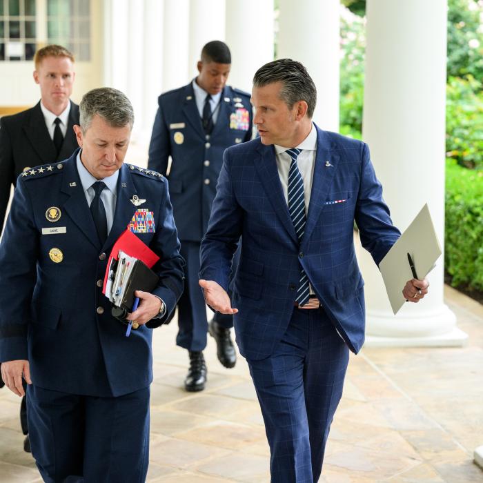 Mișcare neobișnuită la Pentagon. Sute de generali americani convocați la Quantico fără explicații oficiale