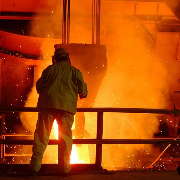 Sfârșitul erei siderurgiei la Hunedoara: ArcelorMittal confirmă închiderea combinatului