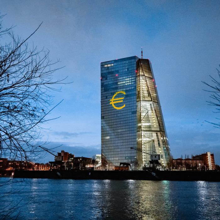 BCE pregăteşte simplificarea reglementărilor pentru băncile mai mici şi reducerea cerinţelor de capital