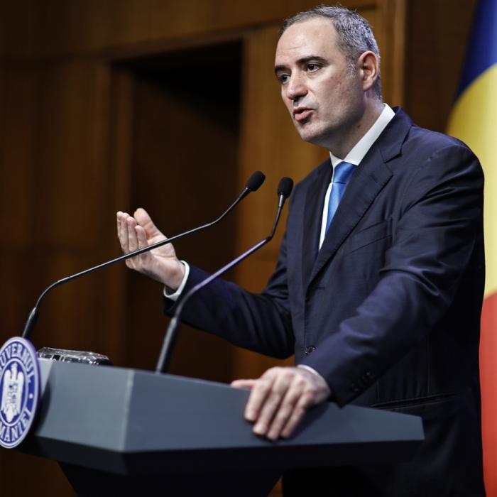 Rectificarea de buget. Ministrul Finanţelor a anunţat unde merg banii