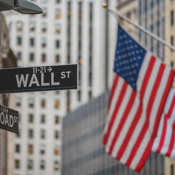 Wall Street pe verde, după ce economia SUA atinge cel mai rapid ritm de creştere din ultimii doi ani
