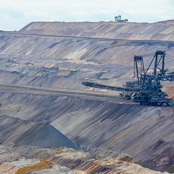 Goană europeană după materii prime critice: peste 160 de proiecte depuse la Bruxelles