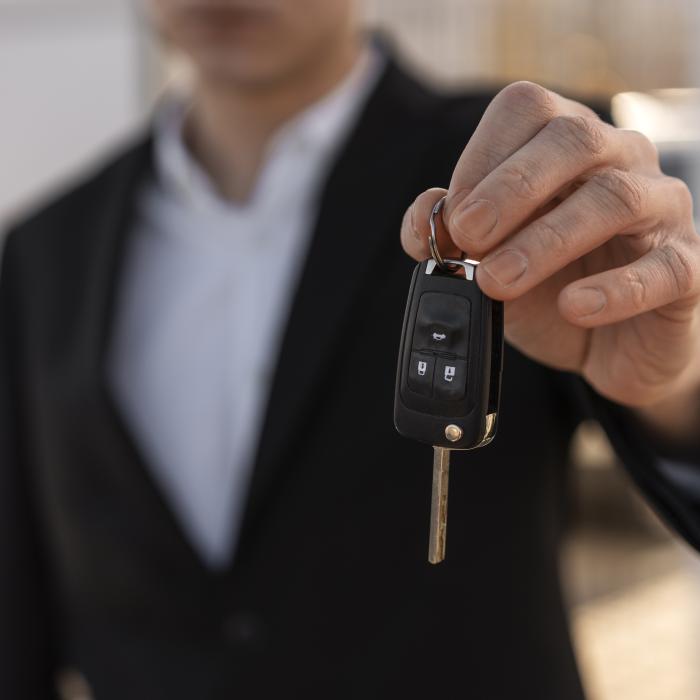 Piața auto pornește cu frâna de mână trasă în 2026: Înmatriculările de mașini noi, minus 33% în ianuarie