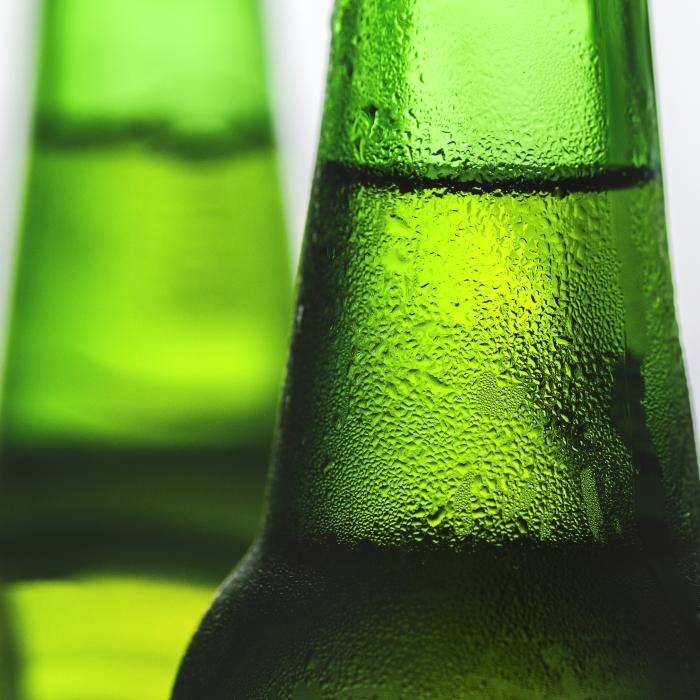 Heineken concediază 6.000 de angajaţi