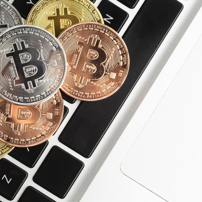 Evoluția Bitcoin după anunțul privind majorarea tarifelor